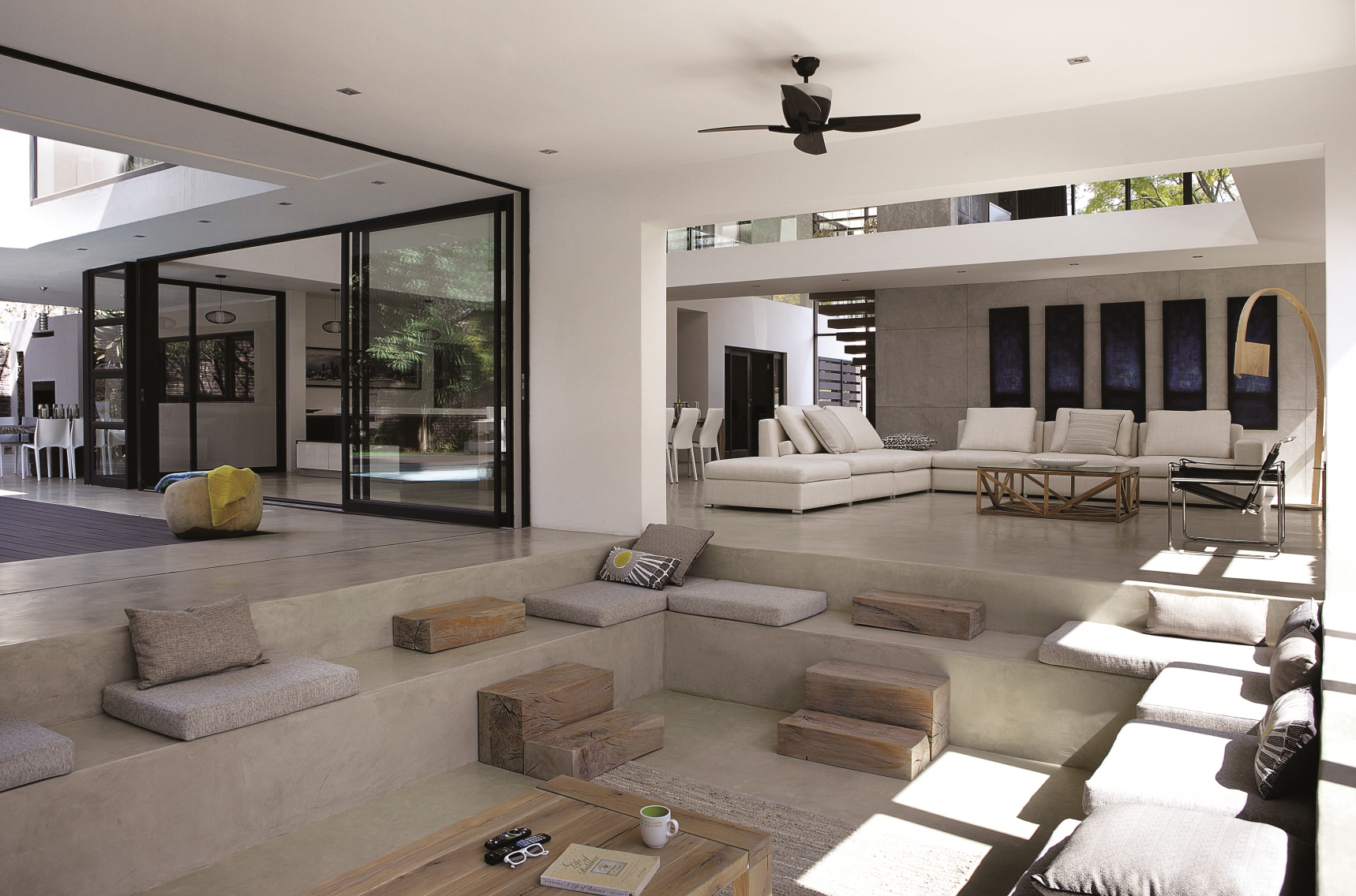 2000769928_3iXtOmkn_beabc83db9d4b6a870a47d5b3c89075947d18671.jpg 이미지크게보기