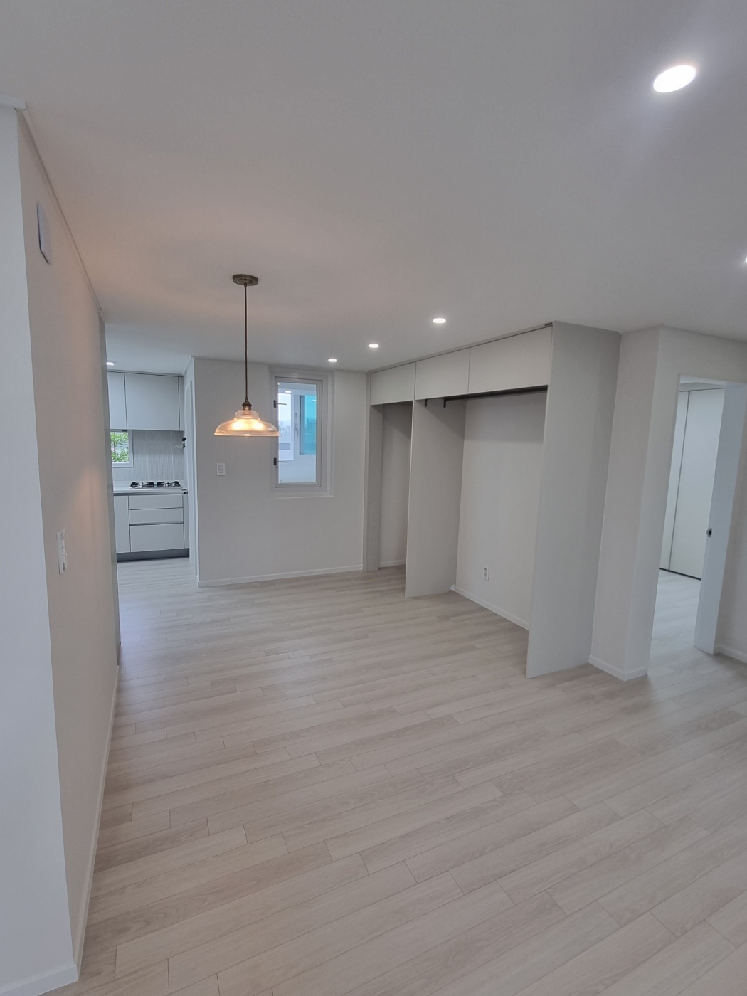 1948697120_48wpJQ5m_23eecf9884390e4b5497335bd86c0a1e70074612.jpg 이미지크게보기