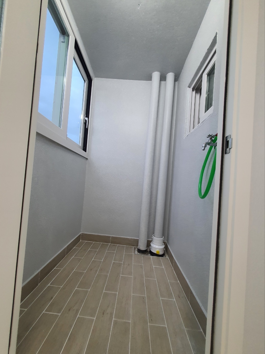 1948697120_TfkElU9M_2dca201c29c7a4b3f63c343e478631abc414dfd3.jpg 이미지크게보기