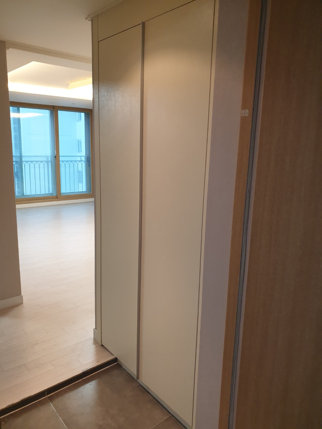 3695294320_HyV5XDdg_5028272f617fd82debe7264db79a02c78b2f5c8a.jpg 이미지크게보기