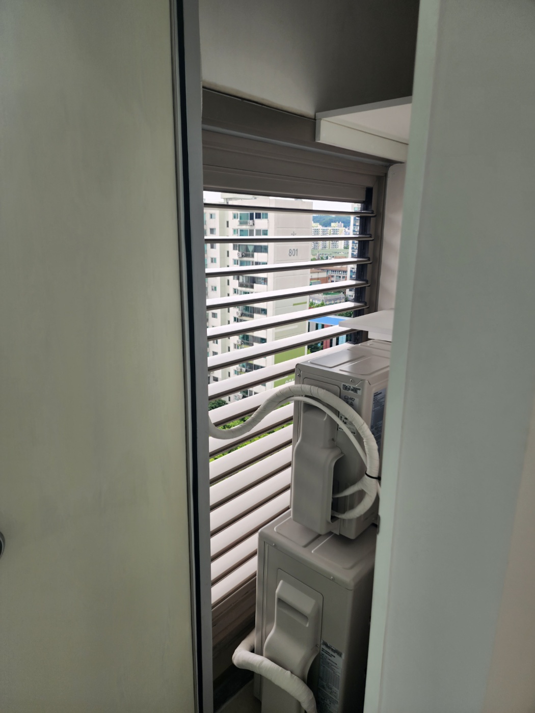 3695294320_V6fP9qpQ_d1da8d65d3fb4837e490b9c5fcd3f9fa260cb50e.jpg 이미지크게보기