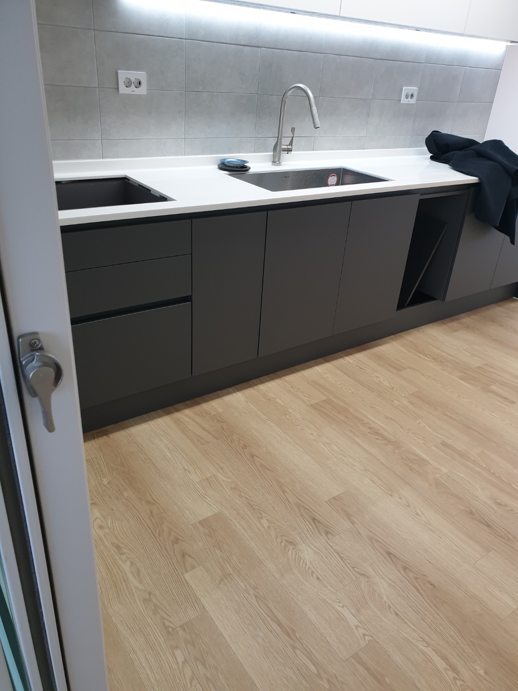 3695294320_bFsNlLE5_18412de151d32a0b32fd56d82103f0d755da03e4.jpg 이미지크게보기