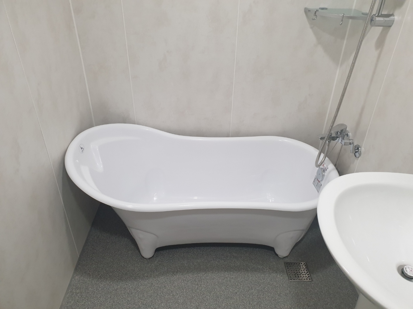 /user/d/dointerior/editor/2403/72fd83fd8454119257b971dc1b104bc9_1710421489_7732.jpg 이미지크게보기