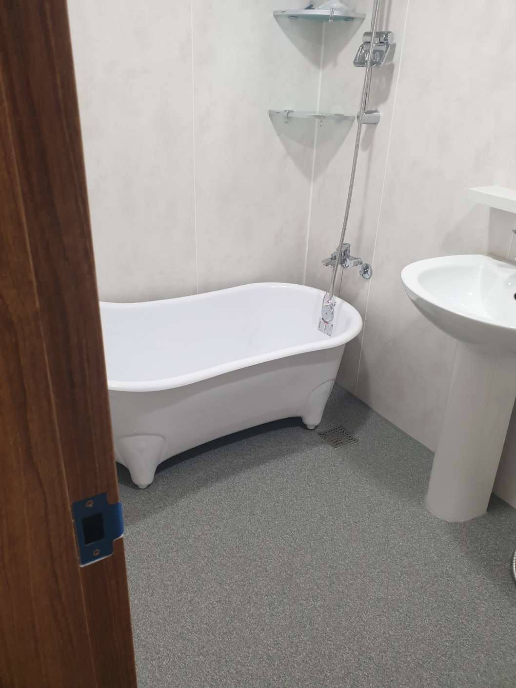 /user/d/dointerior/editor/2403/72fd83fd8454119257b971dc1b104bc9_1710421500_0923.jpg 이미지크게보기