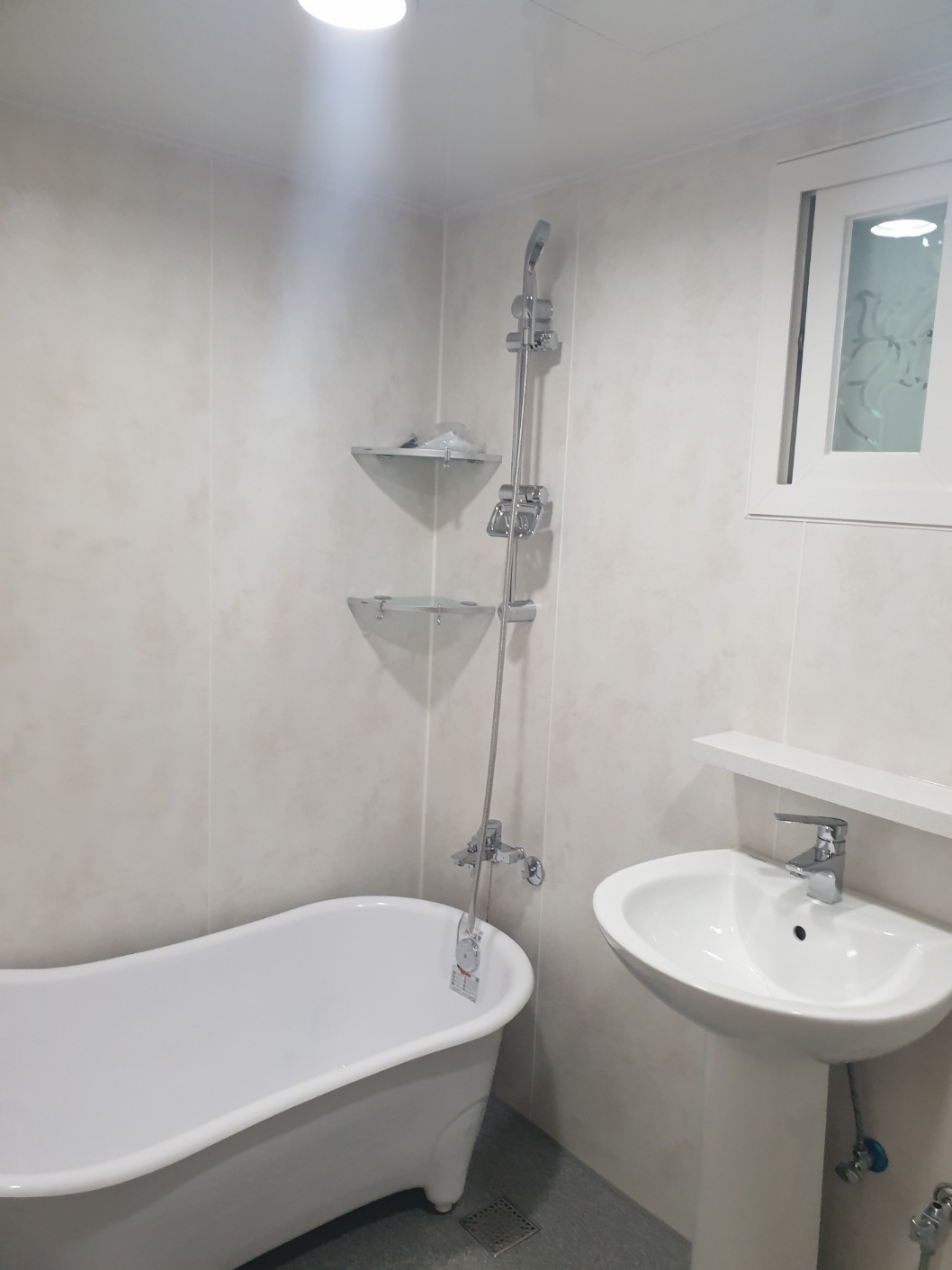 /user/d/dointerior/editor/2403/72fd83fd8454119257b971dc1b104bc9_1710421500_1597.jpg 이미지크게보기